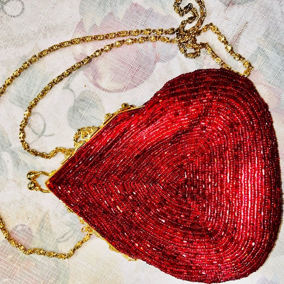 Red Beaded Heart-Shaped Evening Bag - Picture 1 of 4